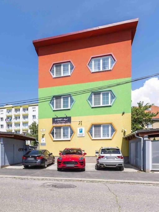 Modern & Cozy Apartment Near Hockey & Football Arena Bratislava Luaran gambar